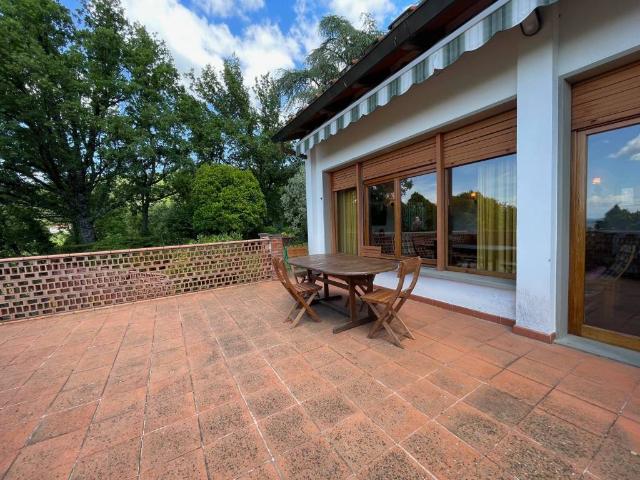 Villa in vendita a Reggello FI