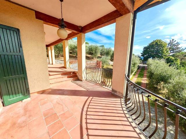 Villa in vendita a Reggello FI