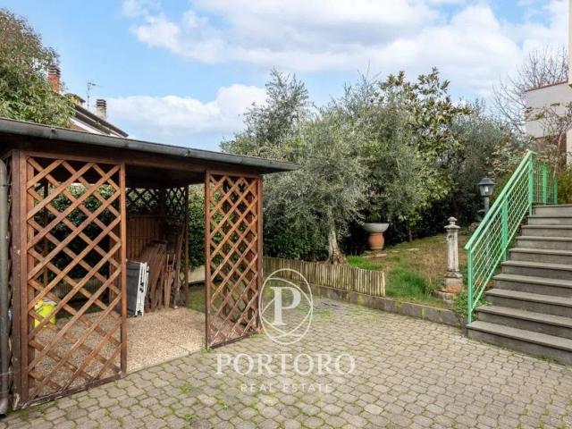 Villa in vendita a Reggello FI