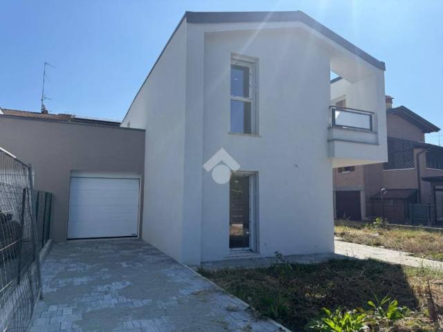 Villa in vendita a Reggio Emilia RE