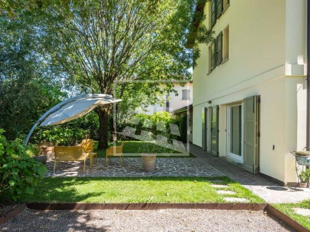 Villa in vendita a Reggio Emilia RE