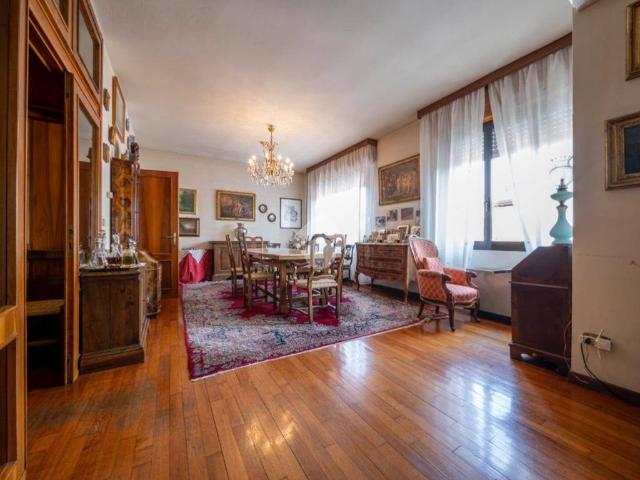 Villa in vendita a Reggio Emilia RE