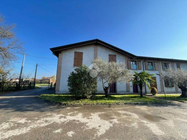 Villa in vendita a Reggio Emilia RE