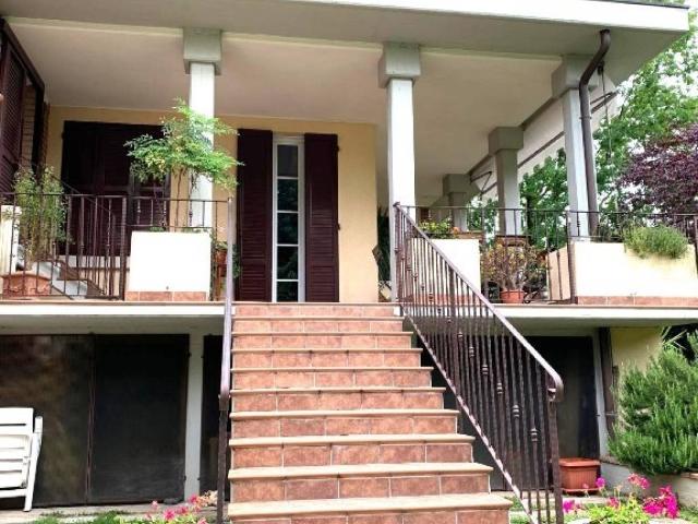 Villa in vendita a Reggio Emilia RE