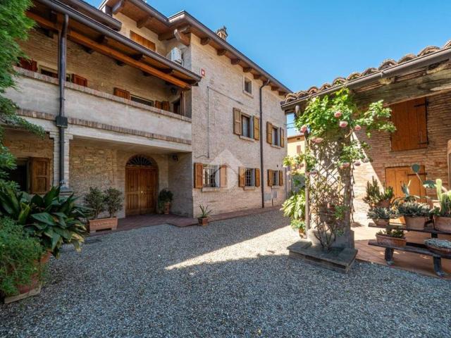 Villa in vendita a Reggio Emilia RE