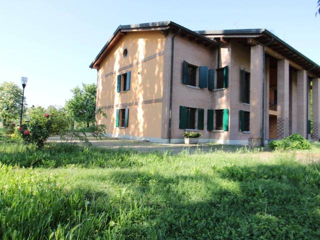 Villa in vendita a Reggio Emilia RE
