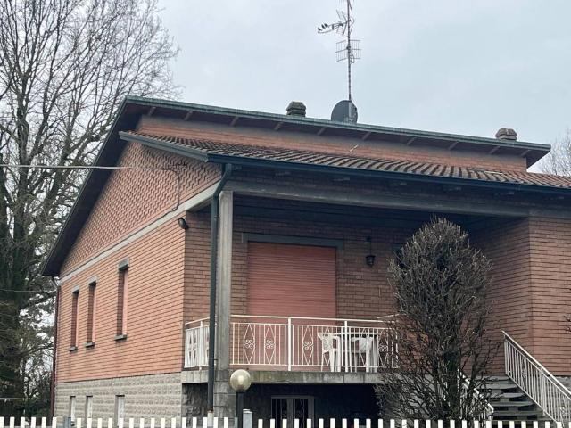 Villa in vendita a Reggio Emilia RE
