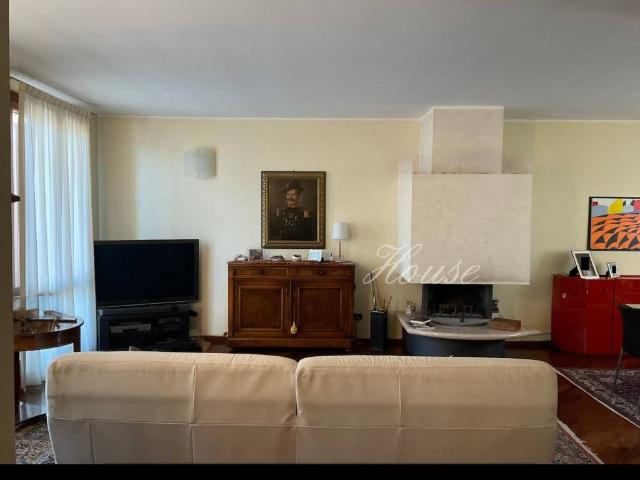 Villa in vendita a Reggio Emilia RE