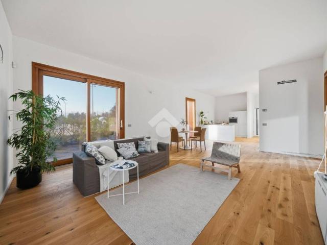 Villa in vendita a Reggio Emilia RE