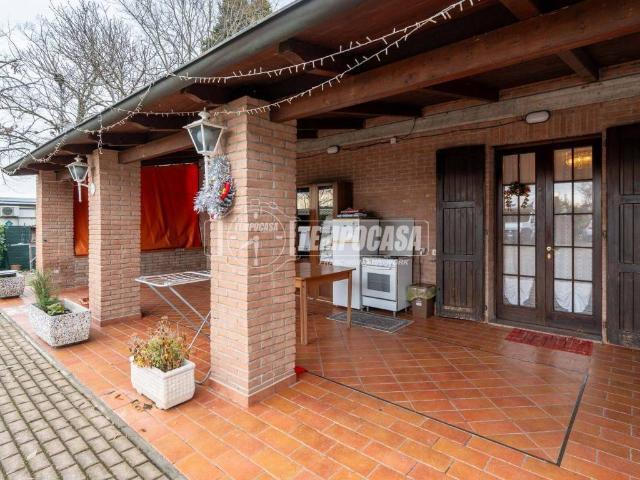 Villa in vendita a Reggio Emilia RE