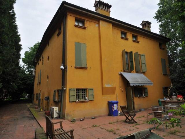 Villa in vendita a Reggio Emilia RE