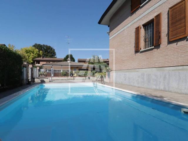 Villa in vendita a Reggio Emilia RE