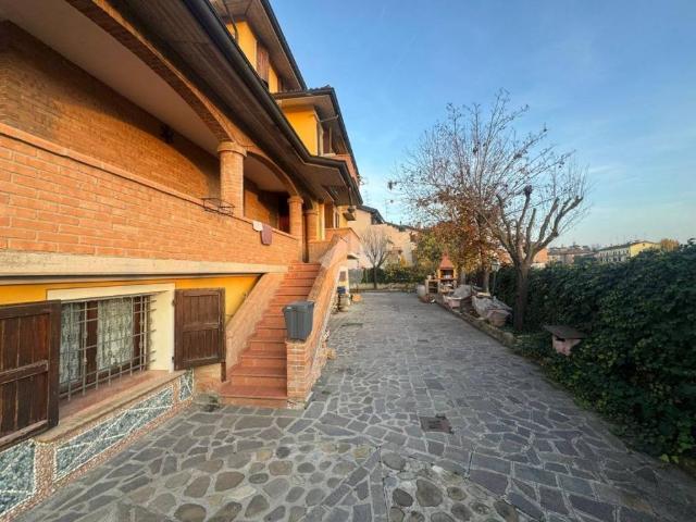 Villa in vendita a Reggio Emilia RE