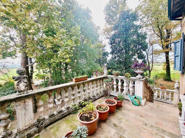 Villa in vendita a Reggio Emilia RE