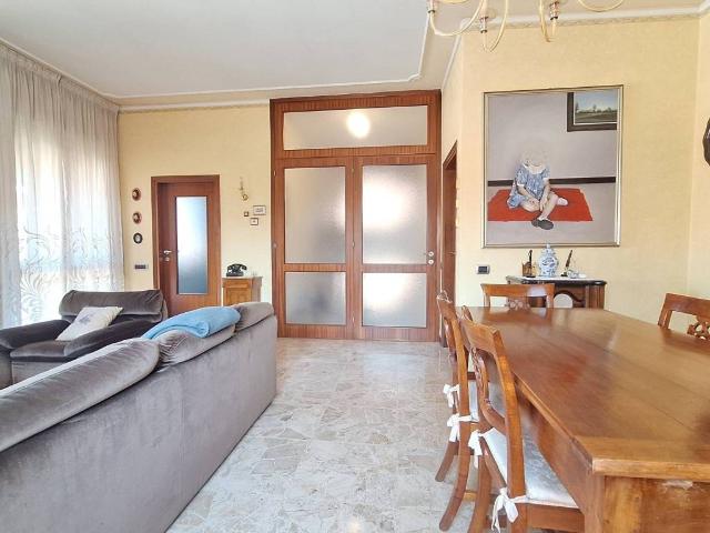 Villa in vendita a Reggio Emilia RE