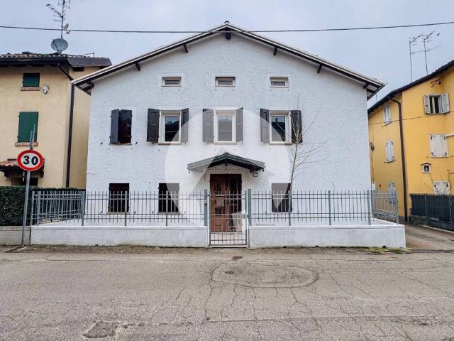 Villa in vendita a Reggio Emilia RE