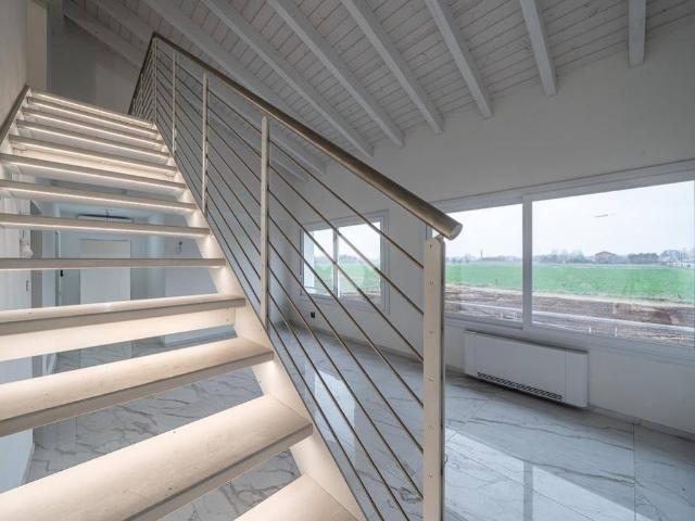 Villa in vendita a Reggio Emilia RE