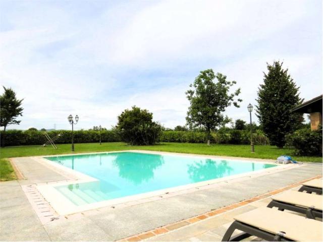 Villa in vendita a Reggio Emilia RE