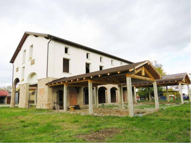 Villa in vendita a Reggio Emilia RE