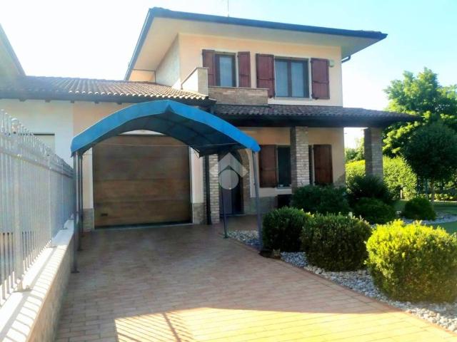 Villa in vendita a Remedello BS