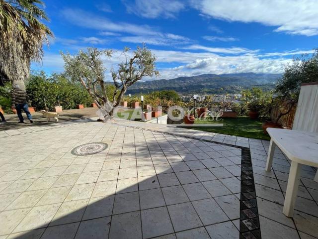 Villa in vendita a Rende CS
