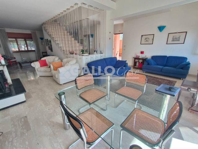 Villa in vendita a Rende CS