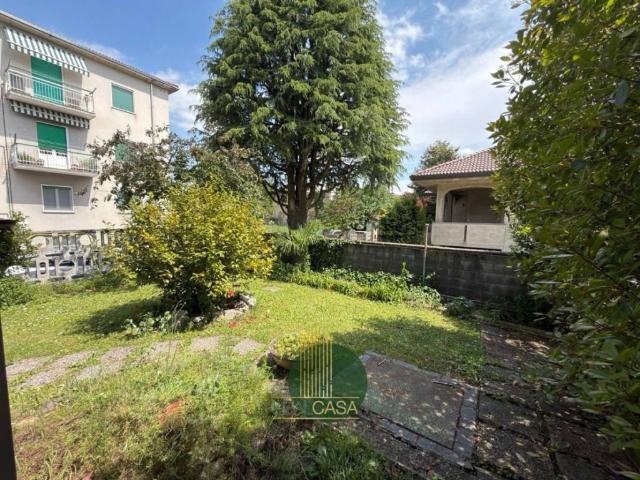 Villa in vendita a Rescaldina MI