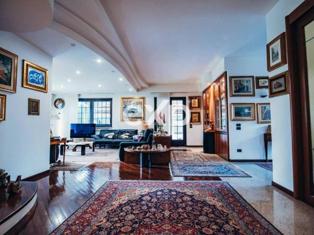 Villa in vendita a Rescaldina MI