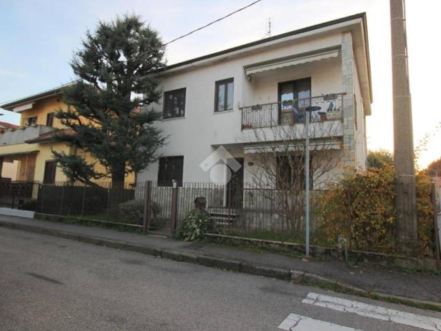 Villa in vendita a Rho MI