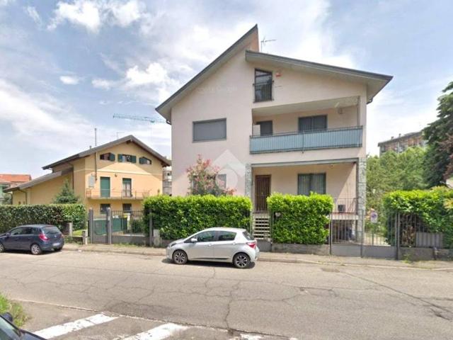 Villa in vendita a Rho MI