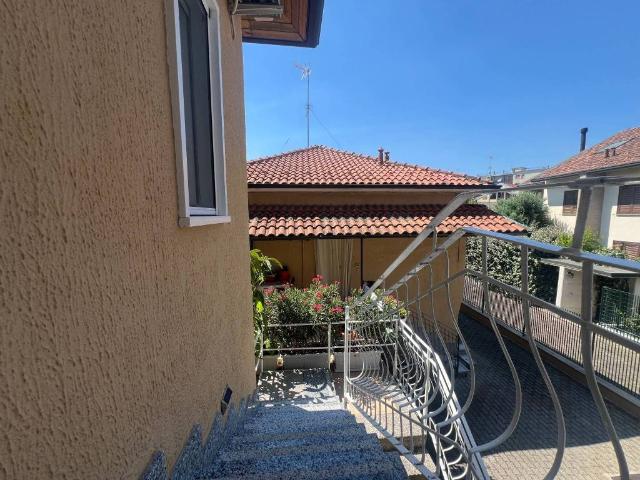 Villa in vendita a Rho MI