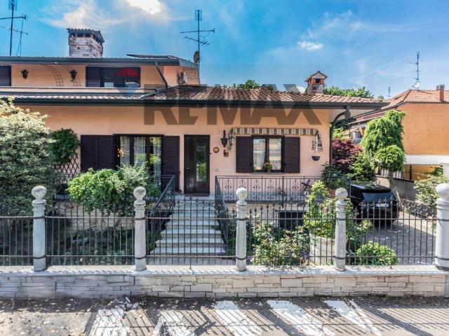 Villa in vendita a Rho MI
