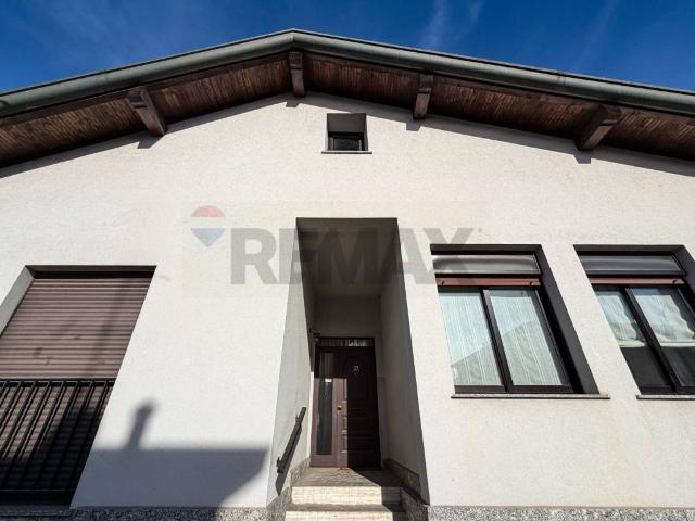 Villa in vendita a Rho MI