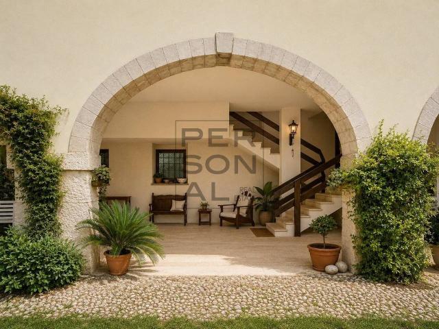 Villa in vendita a Riva Del Garda