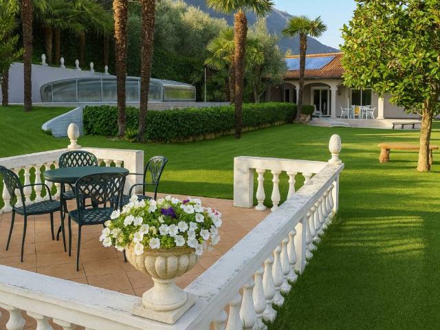 Villa in vendita a Riva del Garda TN