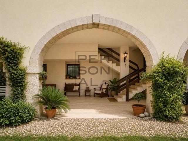 Villa in vendita a Riva del Garda TN