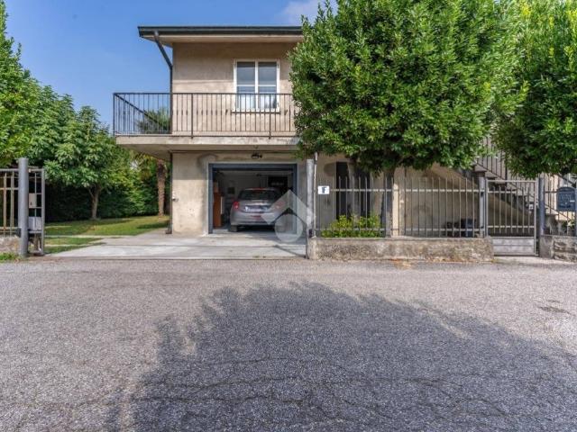 Villa in vendita a Riva del Po FE