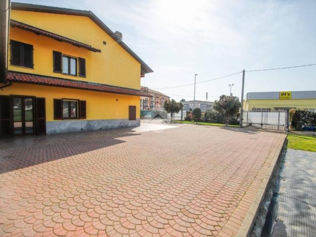 Villa in vendita a Rivarolo Canavese TO