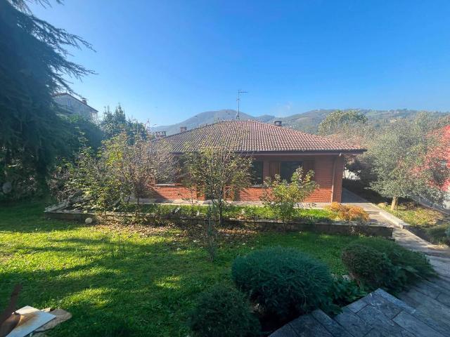 Villa in vendita a Rivergaro PC