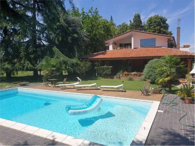 Villa in vendita a Rivergaro PC