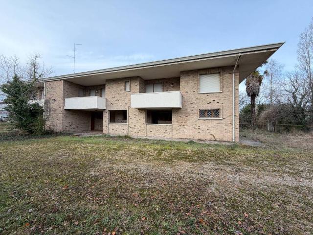 Villa in vendita a Rivignano Teor UD