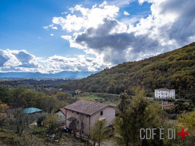 Villa in vendita a Rivodutri RI
