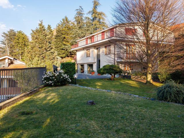 Villa in vendita a Rivoli, Borgo Nuovo 474m² Rivoli
