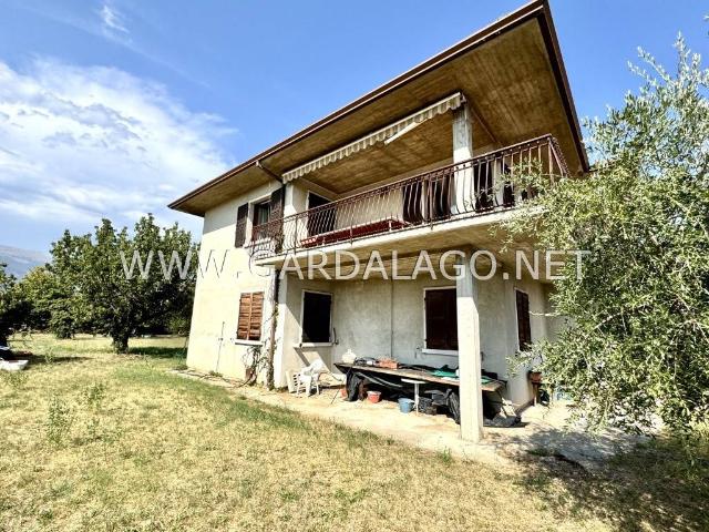 Villa in vendita a Rivoli Veronese VR