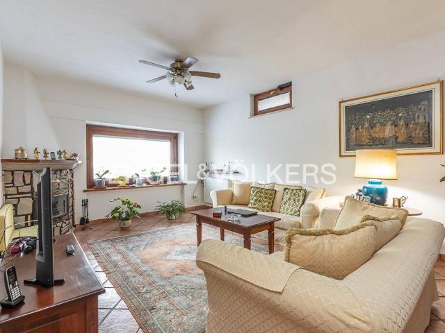 Villa in vendita a Riano RM