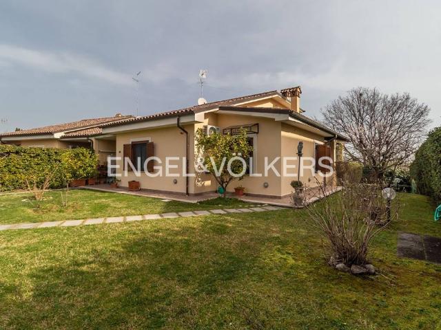 Villa in vendita a Riano RM