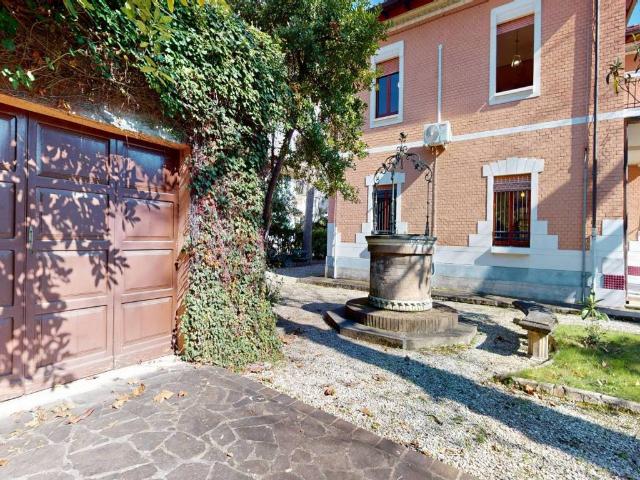 Villa in vendita a Riccione RN