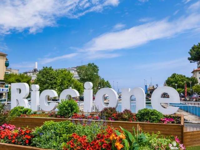 Villa in vendita a Riccione RN