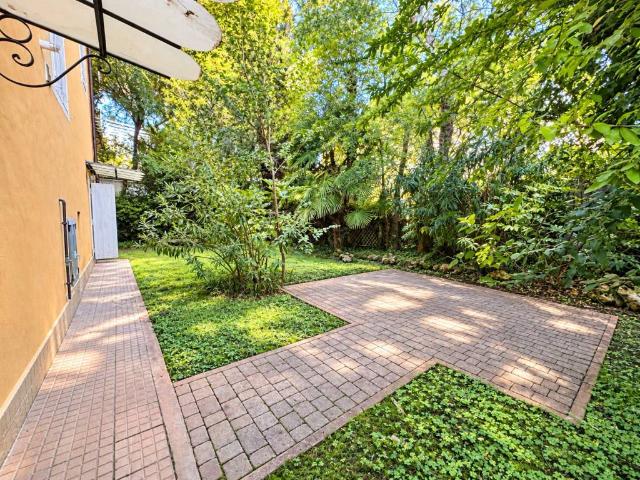 Villa in vendita a Riccione RN