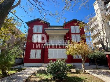 Villa in vendita a Riccione RN